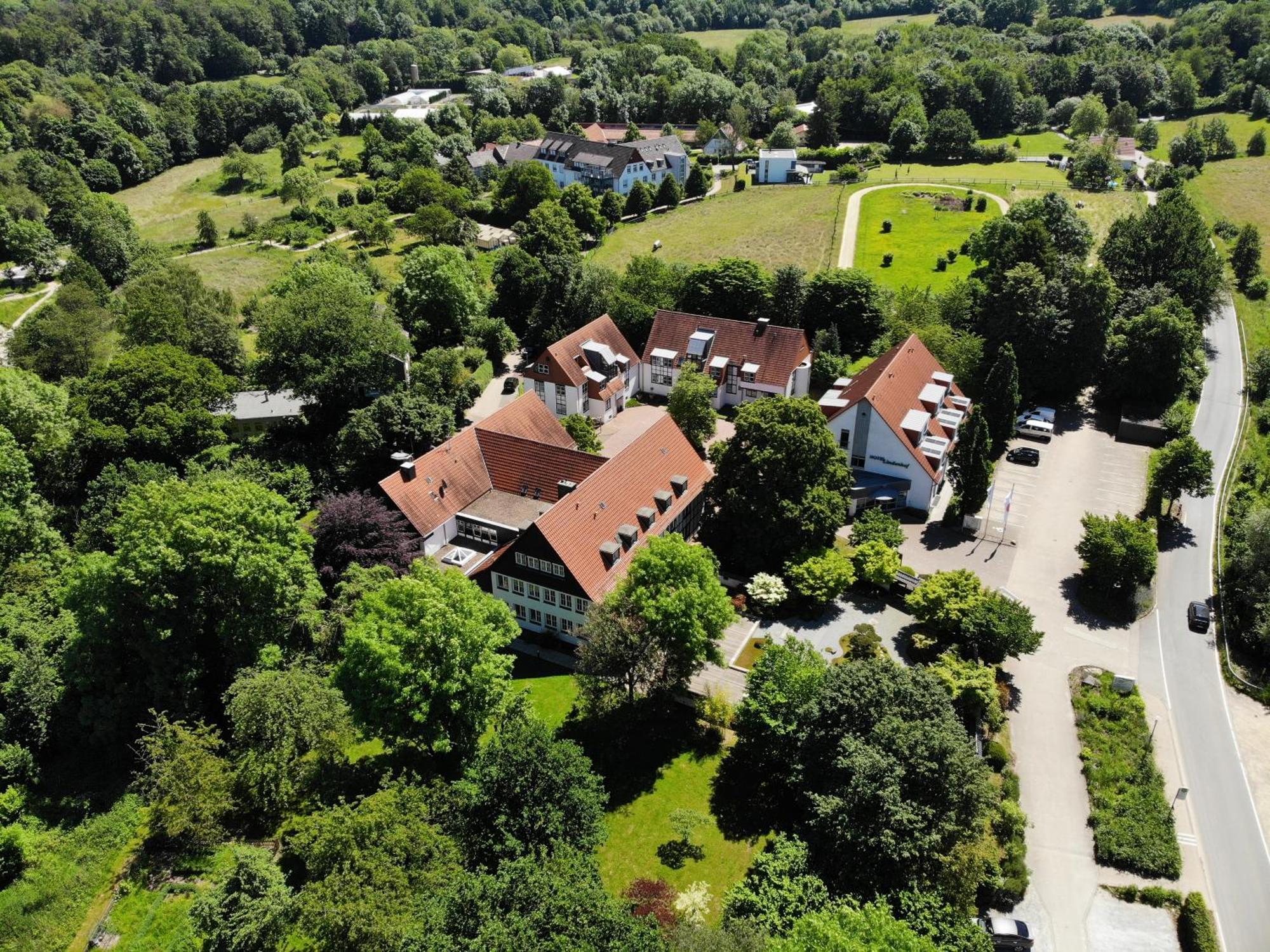 Hotel Lindenhof بيليفيلد المظهر الخارجي الصورة