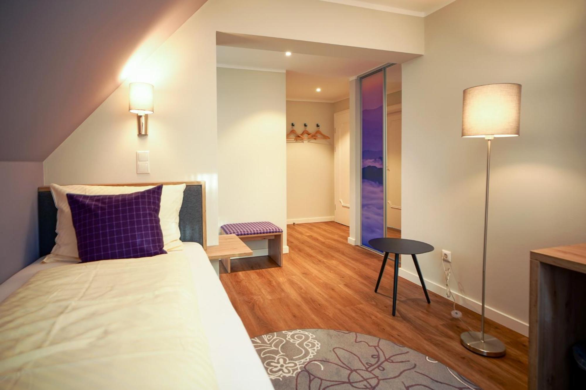 Hotel Lindenhof بيليفيلد المظهر الخارجي الصورة